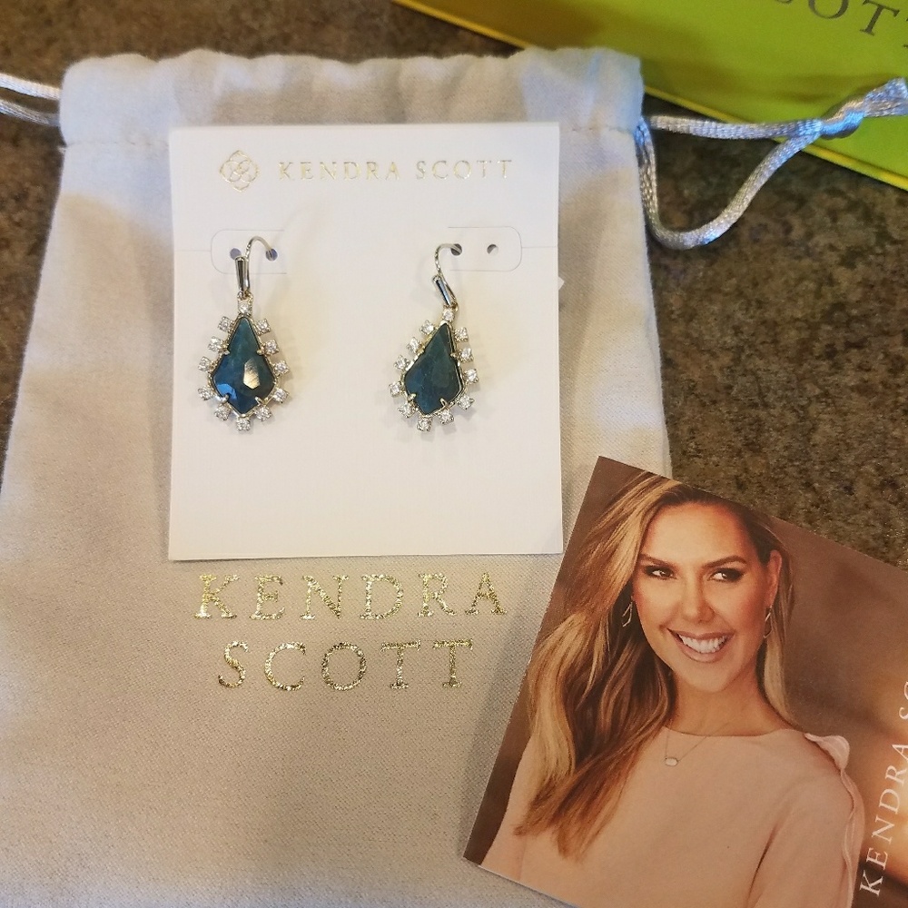 Kendra Scott Juniper earrings